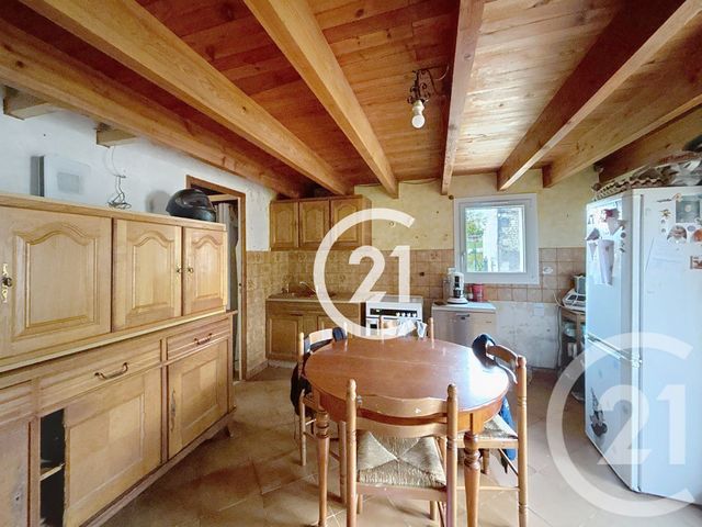 Maison à vendre - 5 pièces - 100 m2 - Salles D Angles - 16 - POITOU-CHARENTES