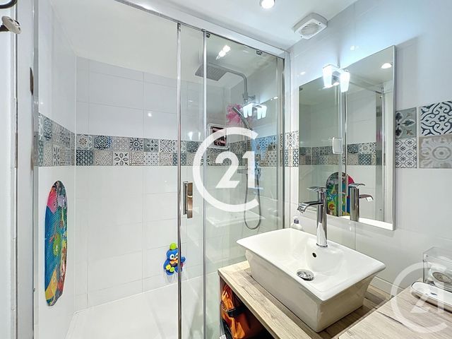 Maison &agrave; vendre - 5 pi&egrave;ces - 163 m2 - Perignac - 17 - POITOU-CHARENTES