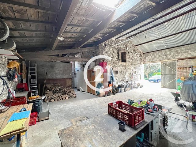 Maison &agrave; vendre - 5 pi&egrave;ces - 163 m2 - Perignac - 17 - POITOU-CHARENTES