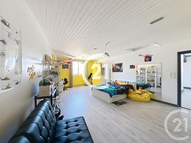 Maison à vendre - 7 pièces - 216,50 m2 - Boutiers St Trojan - 16 - POITOU-CHARENTES