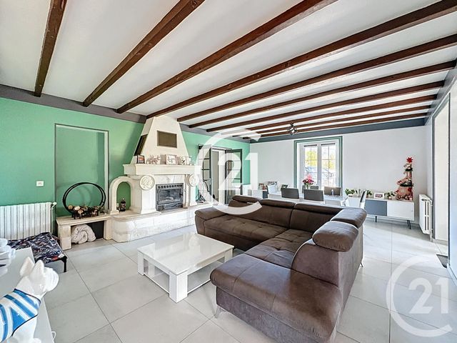 Maison à vendre - 7 pièces - 216,50 m2 - Boutiers St Trojan - 16 - POITOU-CHARENTES