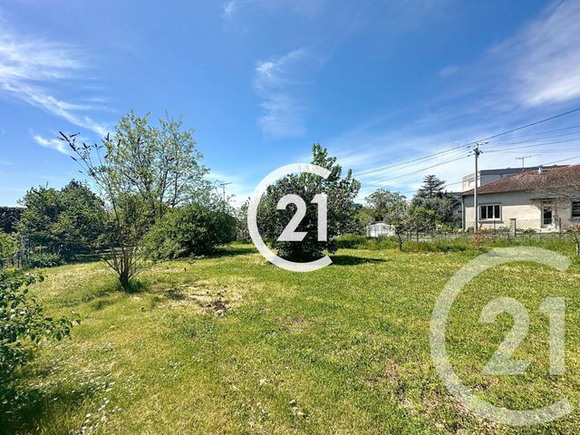 Terrain &agrave; vendre - 650 m2 - Cognac - 16 - POITOU-CHARENTES