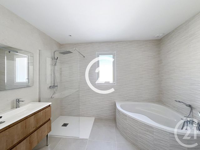 Maison &agrave; vendre - 4 pi&egrave;ces - 120,50 m2 - Chateaubernard - 16 - POITOU-CHARENTES