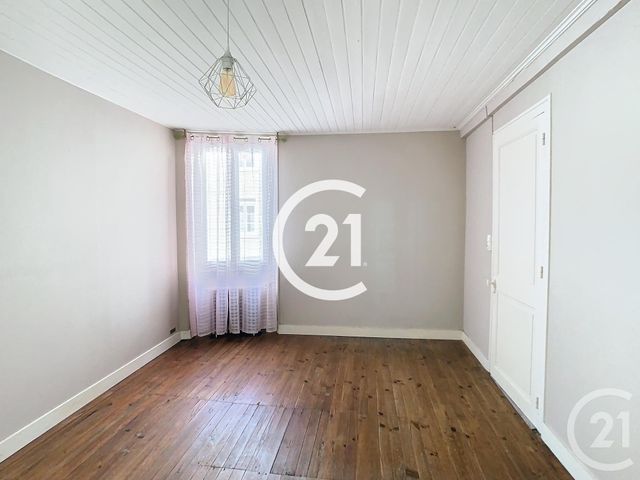 Maison &agrave; vendre - 5 pi&egrave;ces - 110 m2 - Chateaubernard - 16 - POITOU-CHARENTES