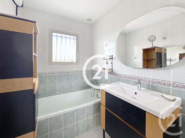 Maison &agrave; vendre - 5 pi&egrave;ces - 115 m2 - Gimeux - 16 - POITOU-CHARENTES