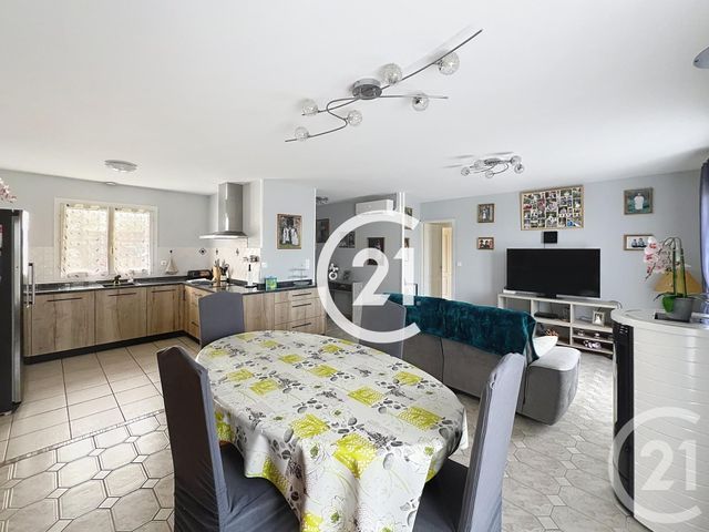 Maison &agrave; vendre - 5 pi&egrave;ces - 115 m2 - Gimeux - 16 - POITOU-CHARENTES