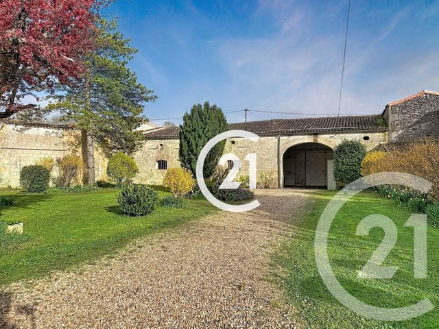 Maison &agrave; vendre - 7 pi&egrave;ces - 333 m2 - St Sulpice De Cognac - 16 - POITOU-CHARENTES