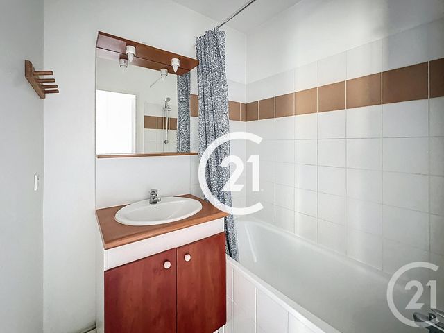 Appartement F2 à louer - 2 pièces - 42 m2 - Cognac - 16 - POITOU-CHARENTES