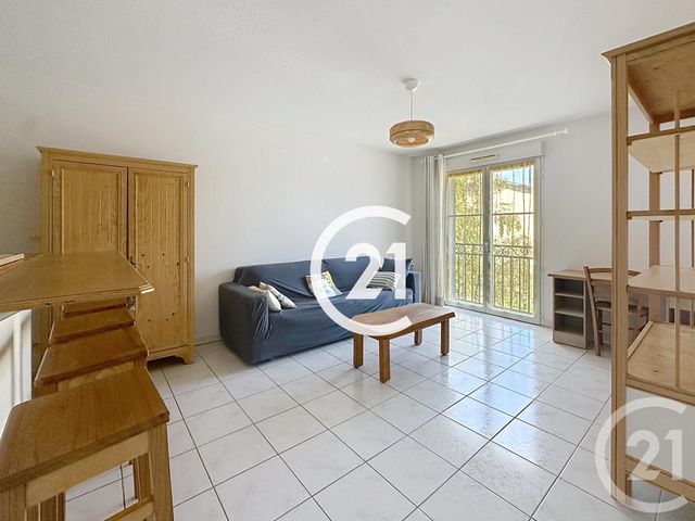 Appartement F2 à louer - 2 pièces - 42 m2 - Cognac - 16 - POITOU-CHARENTES