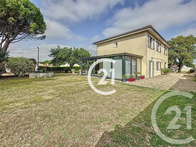 Maison &agrave; vendre - 6 pi&egrave;ces - 174 m2 - Chateaubernard - 16 - POITOU-CHARENTES