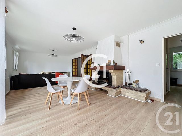 Maison &agrave; vendre - 4 pi&egrave;ces - 109 m2 - Chateaubernard - 16 - POITOU-CHARENTES