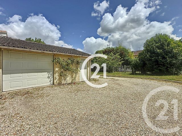 Maison &agrave; vendre - 4 pi&egrave;ces - 109 m2 - Chateaubernard - 16 - POITOU-CHARENTES