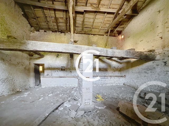 Maison à vendre - 1 pièce - 260 m2 - Gimeux - 16 - POITOU-CHARENTES