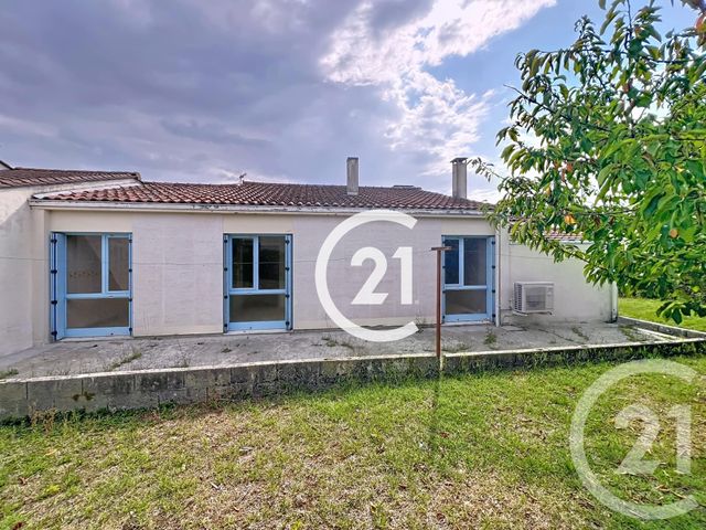 Maison &agrave; vendre - 5 pi&egrave;ces - 82 m2 - Cherves Richemont - 16 - POITOU-CHARENTES