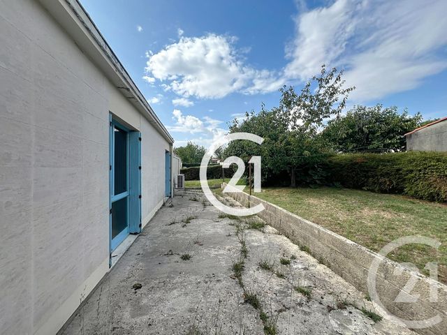 Maison &agrave; vendre - 5 pi&egrave;ces - 82 m2 - Cherves Richemont - 16 - POITOU-CHARENTES