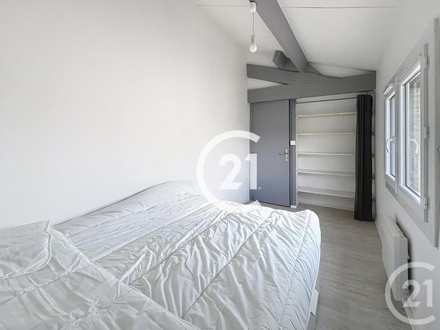 Maison &agrave; louer - 5 pi&egrave;ces - 89 m2 - Boutiers St Trojan - 16 - POITOU-CHARENTES