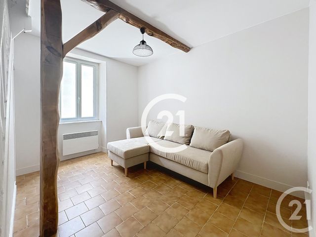 Maison &agrave; louer - 5 pi&egrave;ces - 89 m2 - Boutiers St Trojan - 16 - POITOU-CHARENTES