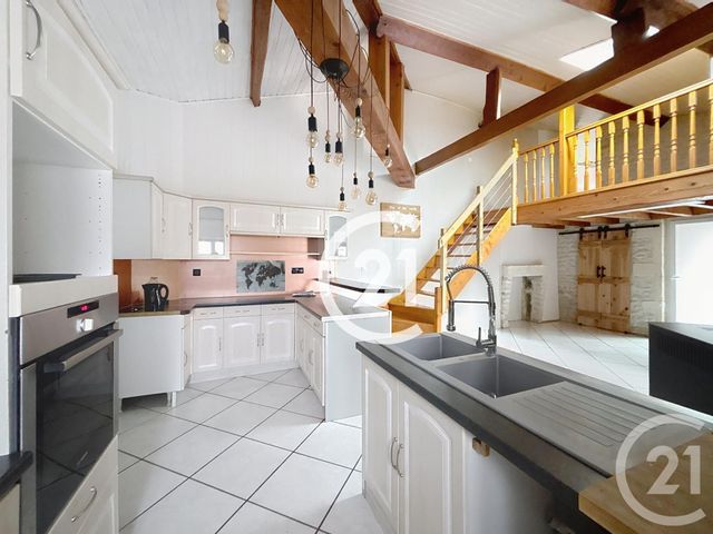 Maison &agrave; vendre - 4 pi&egrave;ces - 128 m2 - Chateaubernard - 16 - POITOU-CHARENTES