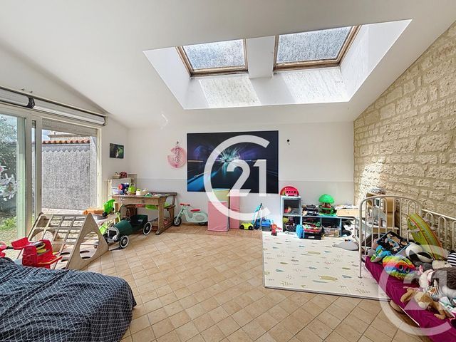 Maison &agrave; vendre - 4 pi&egrave;ces - 147 m2 - Cherves Richemont - 16 - POITOU-CHARENTES