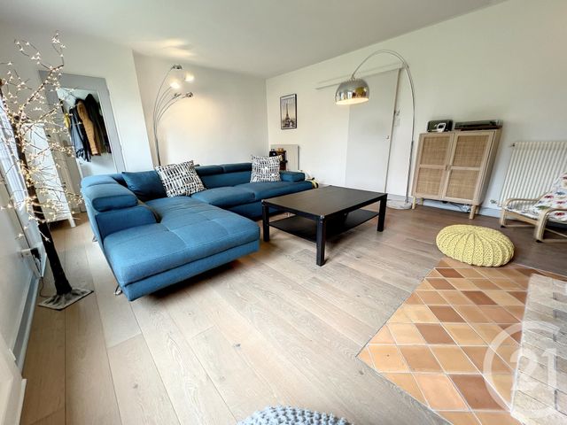 Maison &agrave; louer - 7 pi&egrave;ces - 124 m2 - Salles D Angles - 16 - POITOU-CHARENTES