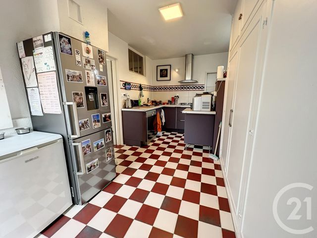 Maison &agrave; louer - 7 pi&egrave;ces - 124 m2 - Salles D Angles - 16 - POITOU-CHARENTES