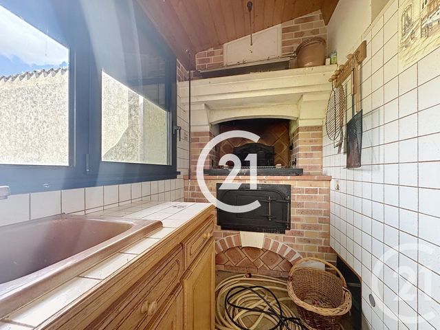 Maison à vendre - 5 pièces - 144,50 m2 - St Laurent De Cognac - 16 - POITOU-CHARENTES