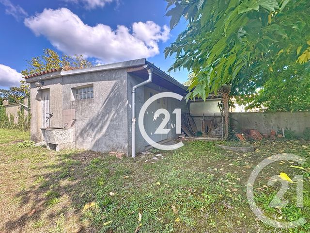 Maison à vendre - 5 pièces - 144,50 m2 - St Laurent De Cognac - 16 - POITOU-CHARENTES