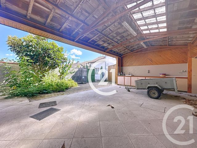 Maison à vendre - 5 pièces - 144,50 m2 - St Laurent De Cognac - 16 - POITOU-CHARENTES