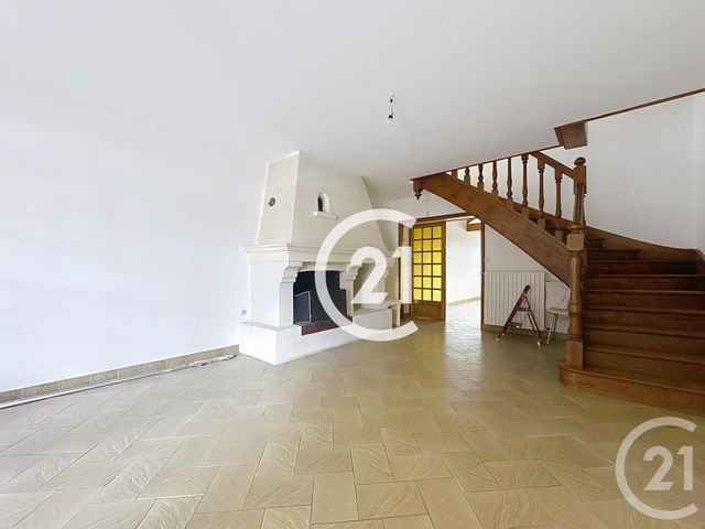 Maison à vendre - 5 pièces - 144,50 m2 - St Laurent De Cognac - 16 - POITOU-CHARENTES