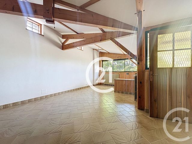 Maison à vendre - 5 pièces - 144,50 m2 - St Laurent De Cognac - 16 - POITOU-CHARENTES