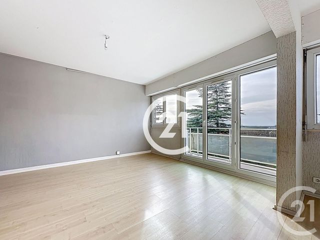 Appartement T4 &agrave; vendre - 4 pi&egrave;ces - 84,50 m2 - Cognac - 16 - POITOU-CHARENTES