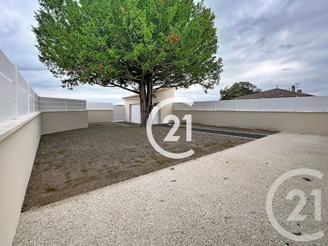 Maison à louer - 6 pièces - 153 m2 - Jarnac Champagne - 17 - POITOU-CHARENTES