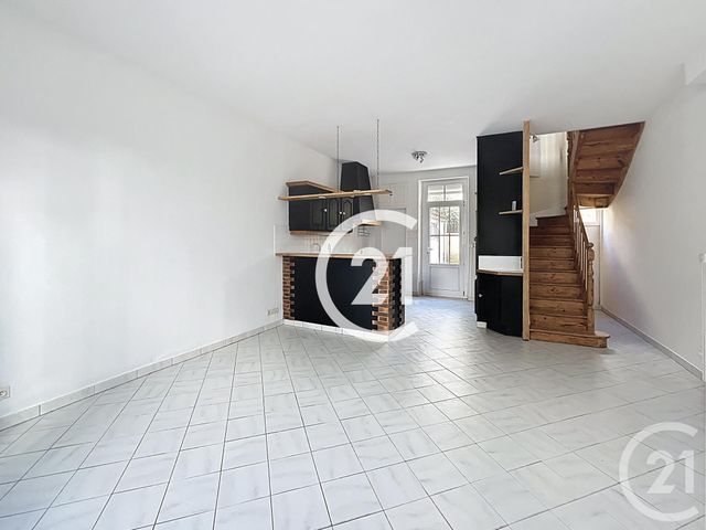 Maison à louer - 4 pièces - 78 m2 - Cognac - 16 - POITOU-CHARENTES