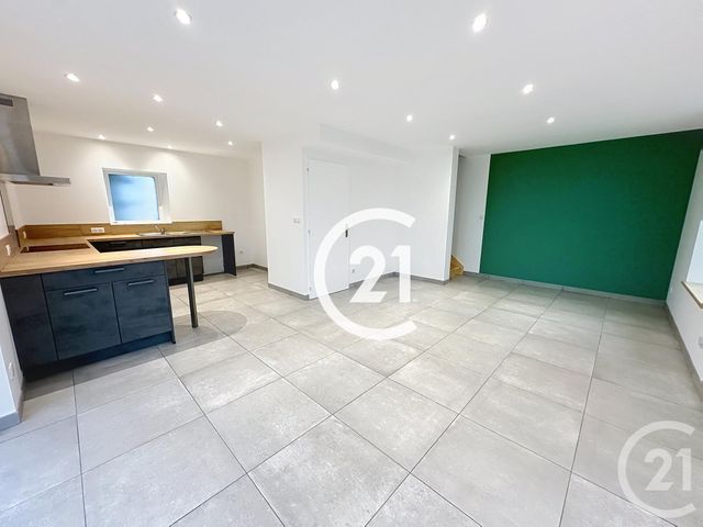 Maison &agrave; louer - 3 pi&egrave;ces - 79 m2 - Mons - 17 - POITOU-CHARENTES