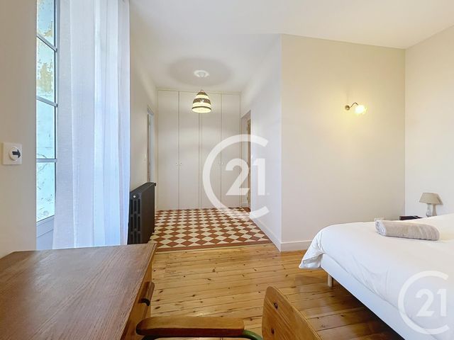 Maison à louer - 5 pièces - 143 m2 - Cognac - 16 - POITOU-CHARENTES