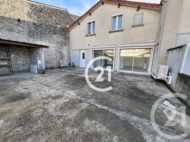 Maison &agrave; louer - 4 pi&egrave;ces - 96,60 m2 - Cognac - 16 - POITOU-CHARENTES