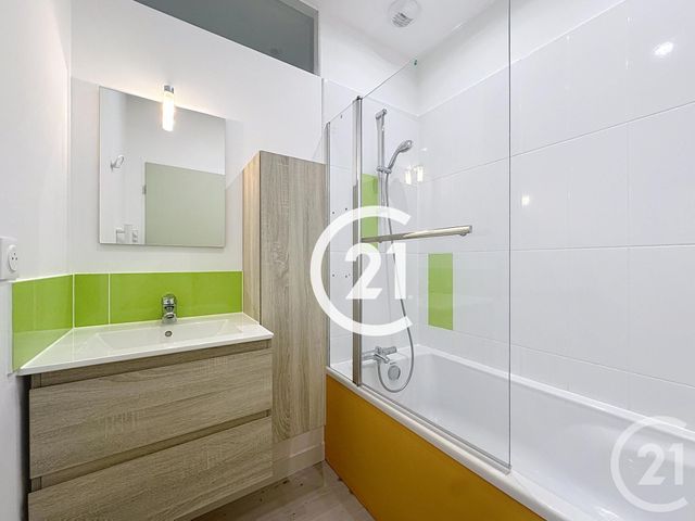 Maison &agrave; louer - 4 pi&egrave;ces - 94 m2 - Cognac - 16 - POITOU-CHARENTES