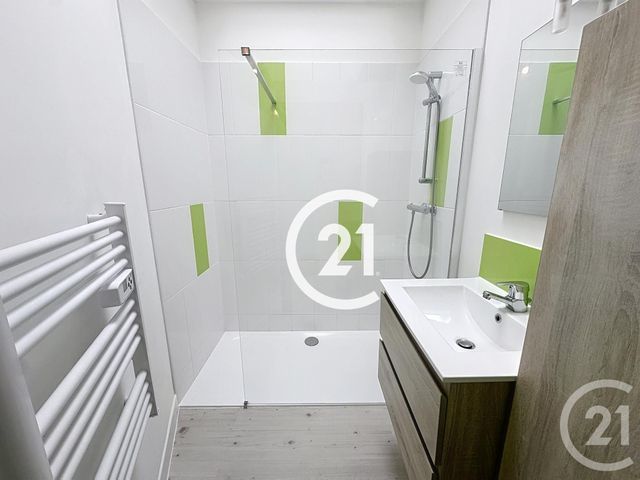 Maison &agrave; louer - 4 pi&egrave;ces - 94 m2 - Cognac - 16 - POITOU-CHARENTES