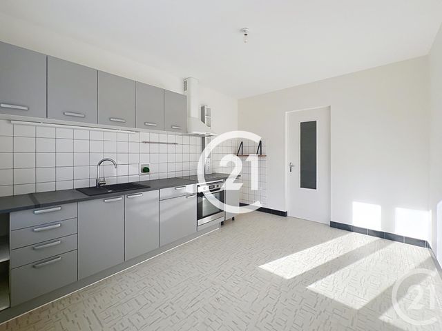 Maison &agrave; louer - 3 pi&egrave;ces - 99 m2 - Cognac - 16 - POITOU-CHARENTES