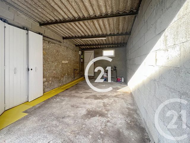 Maison &agrave; louer - 3 pi&egrave;ces - 99 m2 - Cognac - 16 - POITOU-CHARENTES