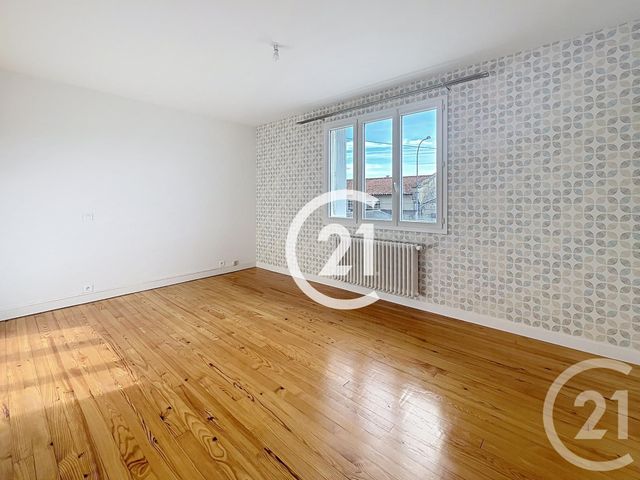 Maison &agrave; louer - 3 pi&egrave;ces - 99 m2 - Cognac - 16 - POITOU-CHARENTES