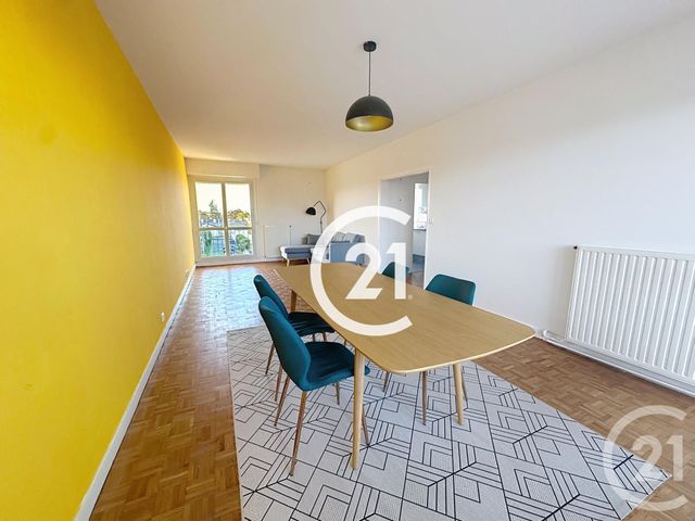 Appartement F3 &agrave; louer - 3 pi&egrave;ces - 75 m2 - Cognac - 16 - POITOU-CHARENTES