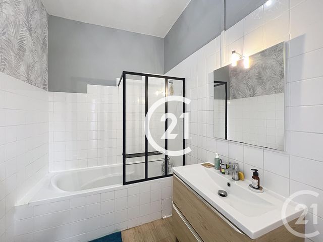 Maison &agrave; vendre - 3 pi&egrave;ces - 72 m2 - Cognac - 16 - POITOU-CHARENTES