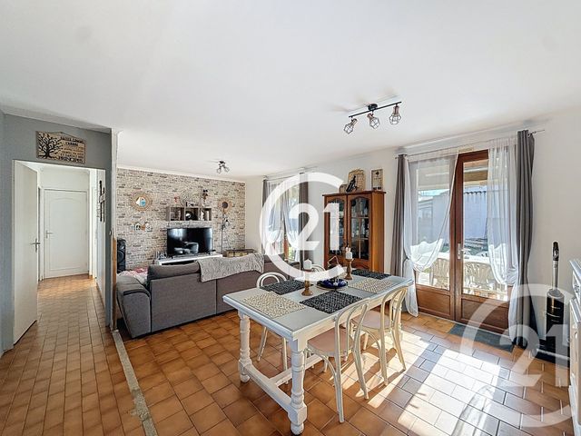 Maison &agrave; vendre - 4 pi&egrave;ces - 73 m2 - Chateaubernard - 16 - POITOU-CHARENTES