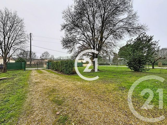 Maison &agrave; vendre - 4 pi&egrave;ces - 101,50 m2 - Boutiers St Trojan - 16 - POITOU-CHARENTES