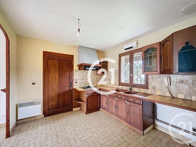 Maison &agrave; vendre - 4 pi&egrave;ces - 101,50 m2 - Boutiers St Trojan - 16 - POITOU-CHARENTES