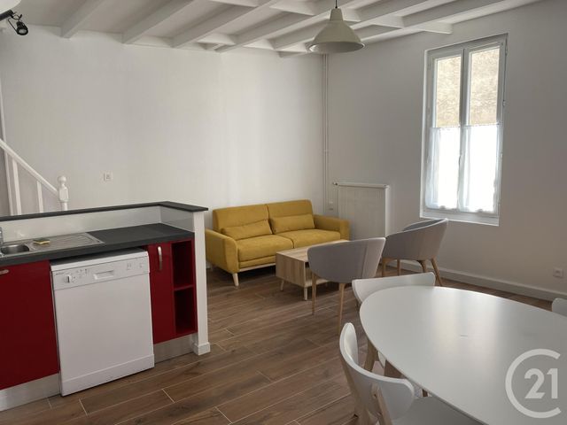 Maison &agrave; louer - 3 pi&egrave;ces - 81 m2 - Cognac - 16 - POITOU-CHARENTES