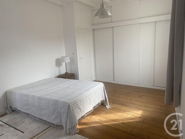 Maison &agrave; louer - 3 pi&egrave;ces - 81 m2 - Cognac - 16 - POITOU-CHARENTES