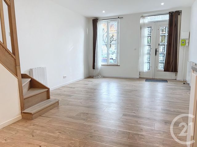 Maison &agrave; louer - 3 pi&egrave;ces - 64,60 m2 - Cognac - 16 - POITOU-CHARENTES