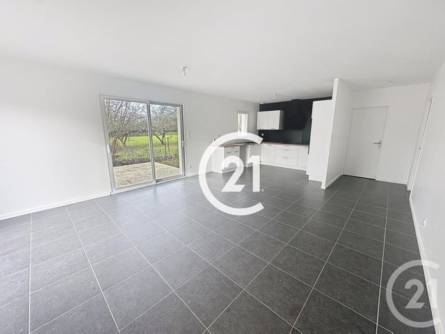 Maison &agrave; louer - 4 pi&egrave;ces - 90 m2 - St Fort Sur Le Ne - 16 - POITOU-CHARENTES